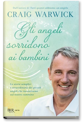 Gli angeli sorridono ai bambini