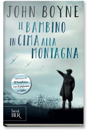 Il bambino in cima alla montagna