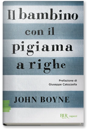 Il bambino con il pigiama a righe