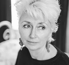 Ruth Hogan
